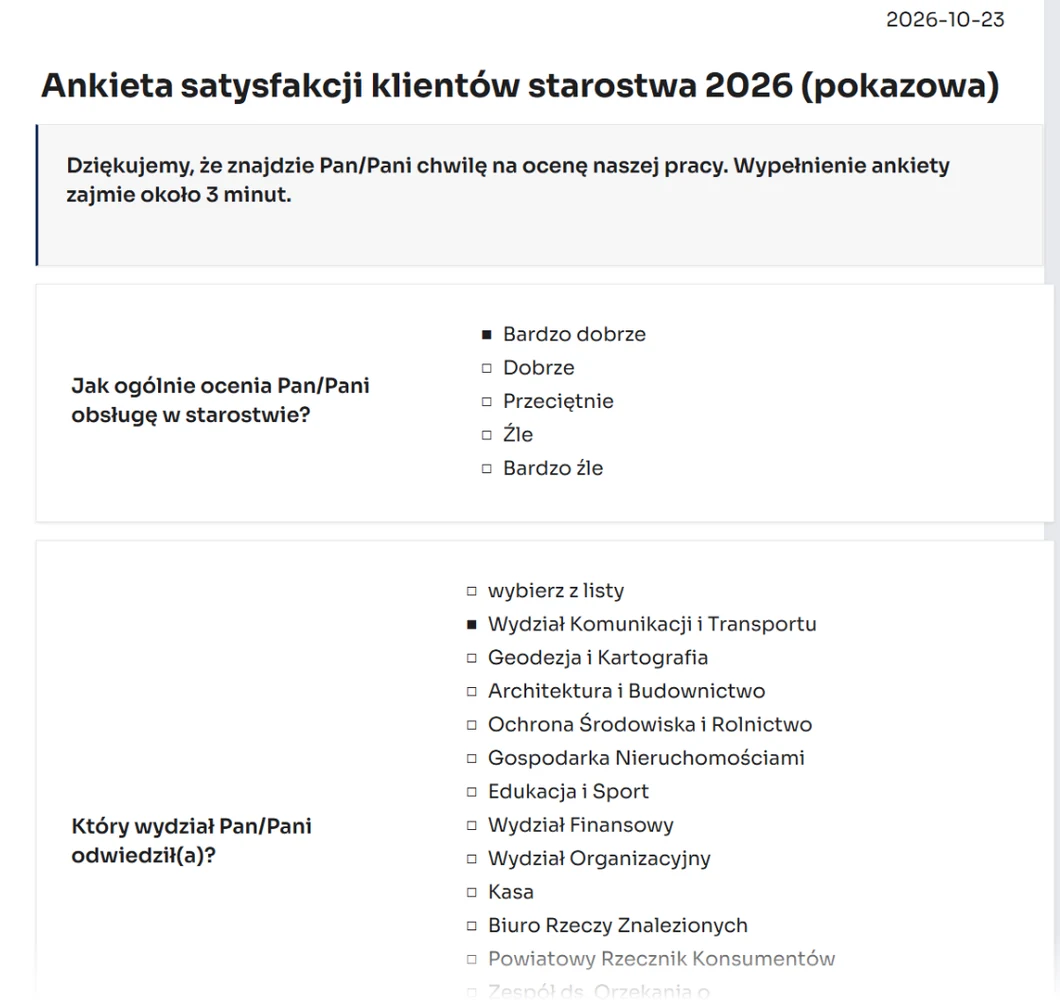 Wypełniona ankieta pokazana na wzorze formularza z zaznaczoną oceną i wydziałem